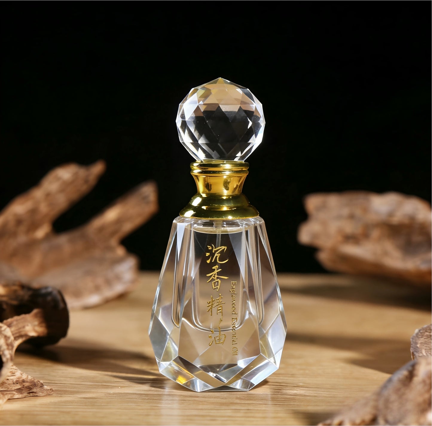 زيت العود الطبيعي العطري زيت خشب الأبنوس العطري تصدير بالجملة للعطور الراقية ومنتجات العناية بالبشرة والعلاج بالروائح والمنتجات الصحية استخلاص مقطر تركيز قابل للتعديل